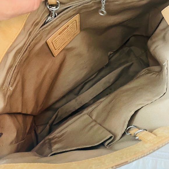 Coach bucket bag - Picture 5 of 7